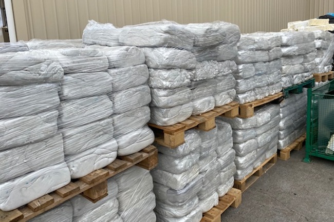 lingotes de unicel extruidos por fusión en caliente