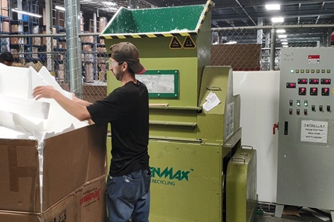 Compactadora de espuma por fusión en caliente